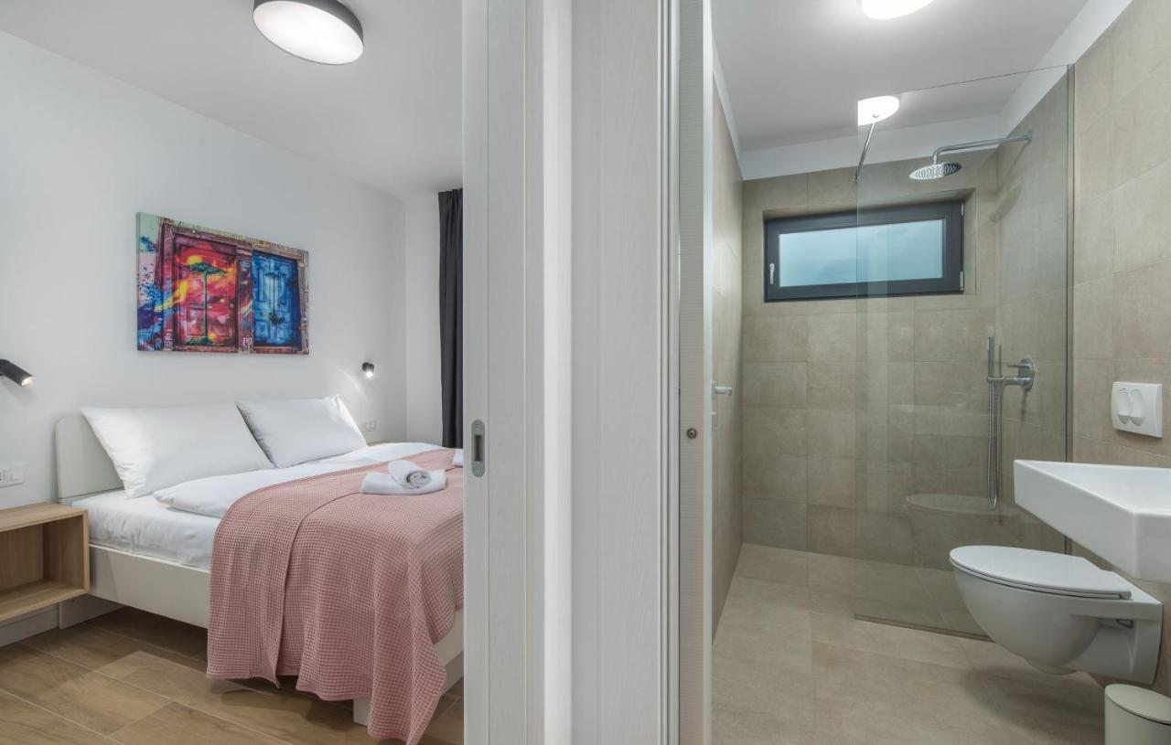 Lana Premium Residence Porec Exterior photo